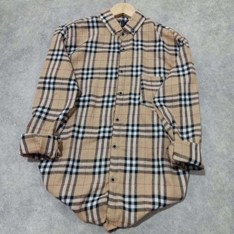 Kemeja Flanel Impor Pria Distro Flannel Lengan Panjang Pria,Kemeja Kotak Kotak Pria Lengan Panjang-Burberykrem