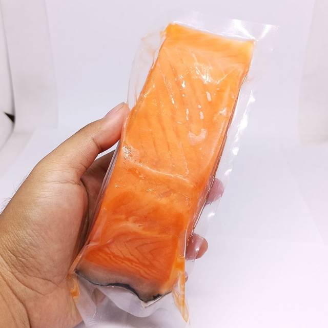 

Salmon fillet Tanpa Tulang 200 gram