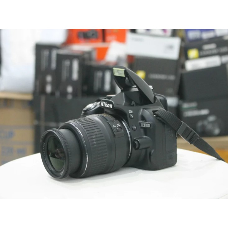 Kamera/ Camera DSLR Nikon D3100