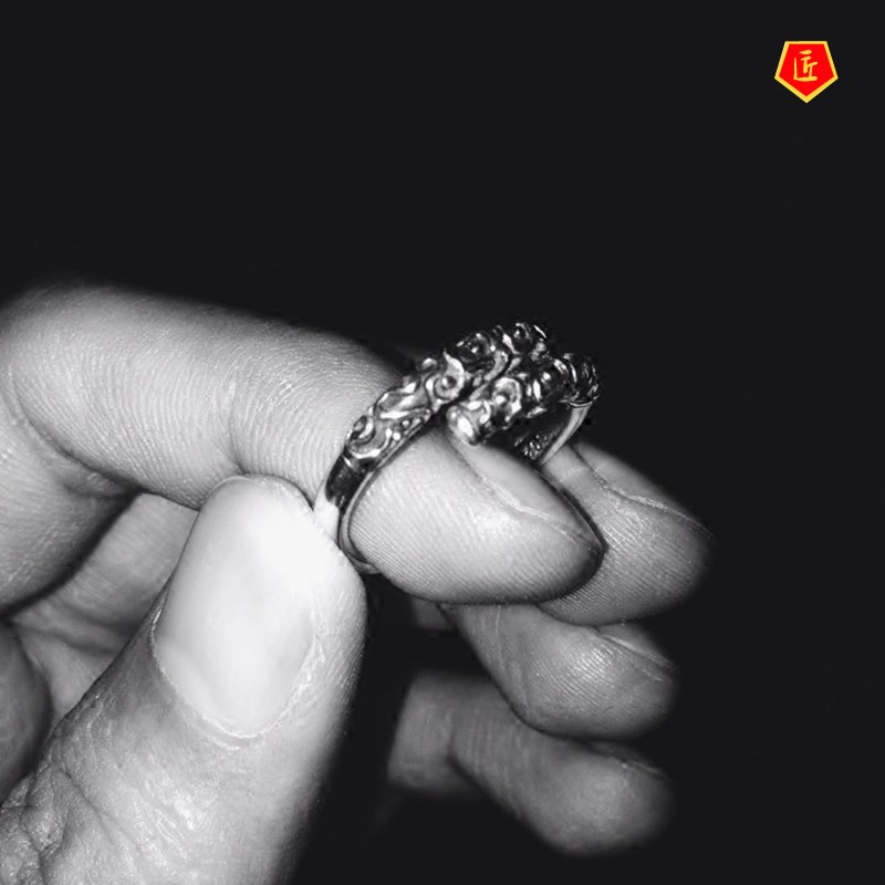 [Ready Stock]Retro Silver Personality Golden Cudgel Ring