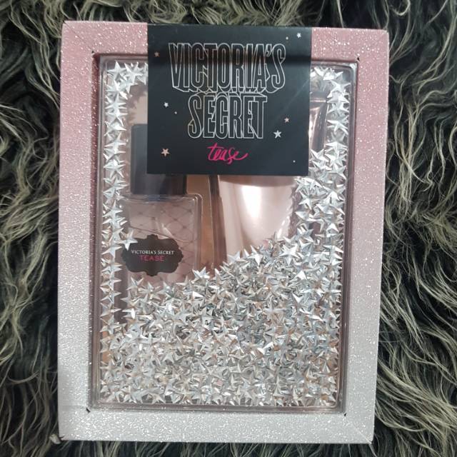 VICTORIA SECRET TEASE GIFT SET/PAKET