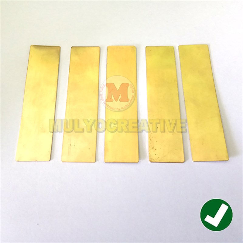 

Plat Nama Dada Persegi Bahan Logam Kuningan