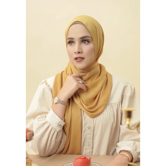 Buttonscarves Zara Shawl