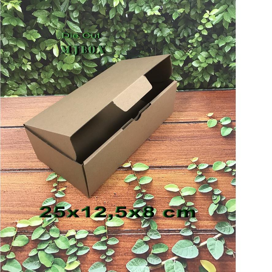 

Instan KARDUS UK. 25x12,5x8 CM..DIE CUT KOTAK KARTON UNTUK PACKING KUE -BAJU- SOUVENIR - MODEL BOX