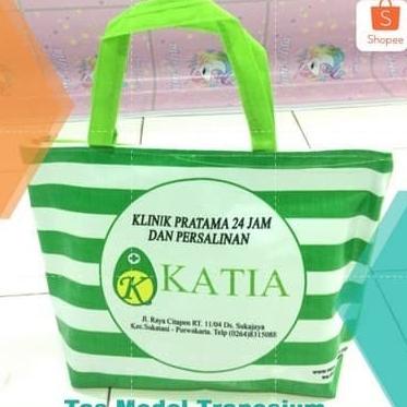 

Tas Ultah Custom Trapesium Resleting uk 30 x 25