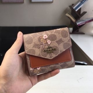 Coach Small Wallet In Signature Camvas With Floral