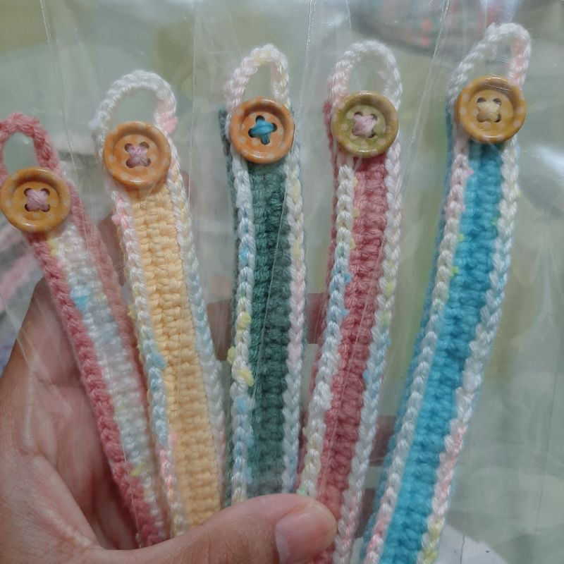 konektor masker rajut cantik