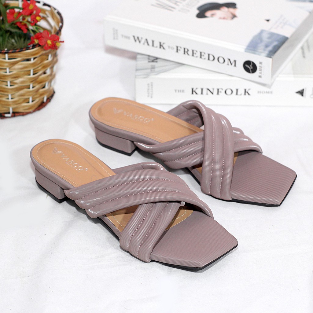 Milicca Sandal Heels Hak Tahu Kokop Silang 3 cm Kekinian Kasual Dewasa Wanita Terbaru Adita