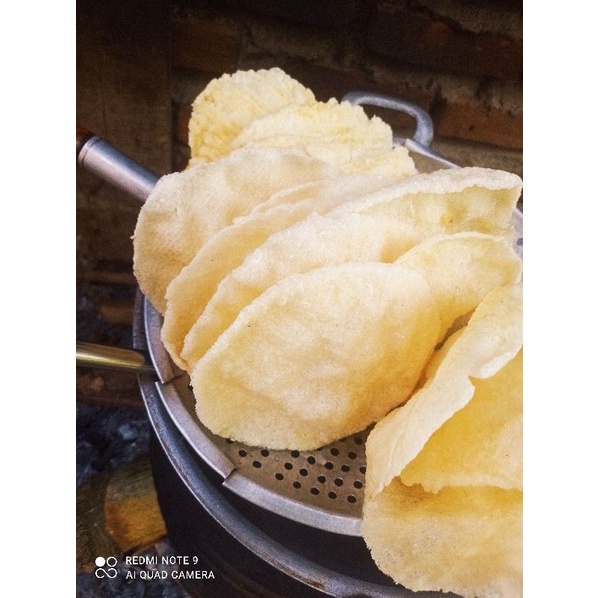 

kripik kekinian/opak original/kripik kaca/opak singkong/makanan viral