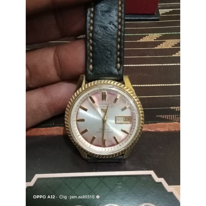 Jam tangan SEIKO Sportmatic Deluxe