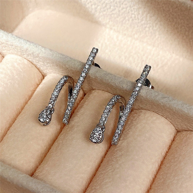 Anting Stud Bentuk Geometris Bahan Cubic Zirconia Untuk Wanita