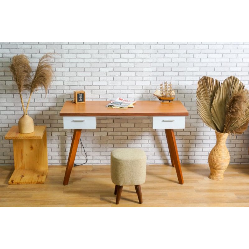 MEJA TULIS MEJA SEKOLAH MEJA BELAJAR MEJA KURSUS MEJA BIMBEL MEJA SEKERTARIS MEJA ADMIN MT 227. LMK 1260 LMK 1475 LMK 1675 MT 129 MT 130 MT 567 MT 568 MT 569 MT 562 MT 564 MT 565 OST 1060 OST 1061 OST 1062 MT 3001 MT 3002 MKS 126 MTM 3001-3