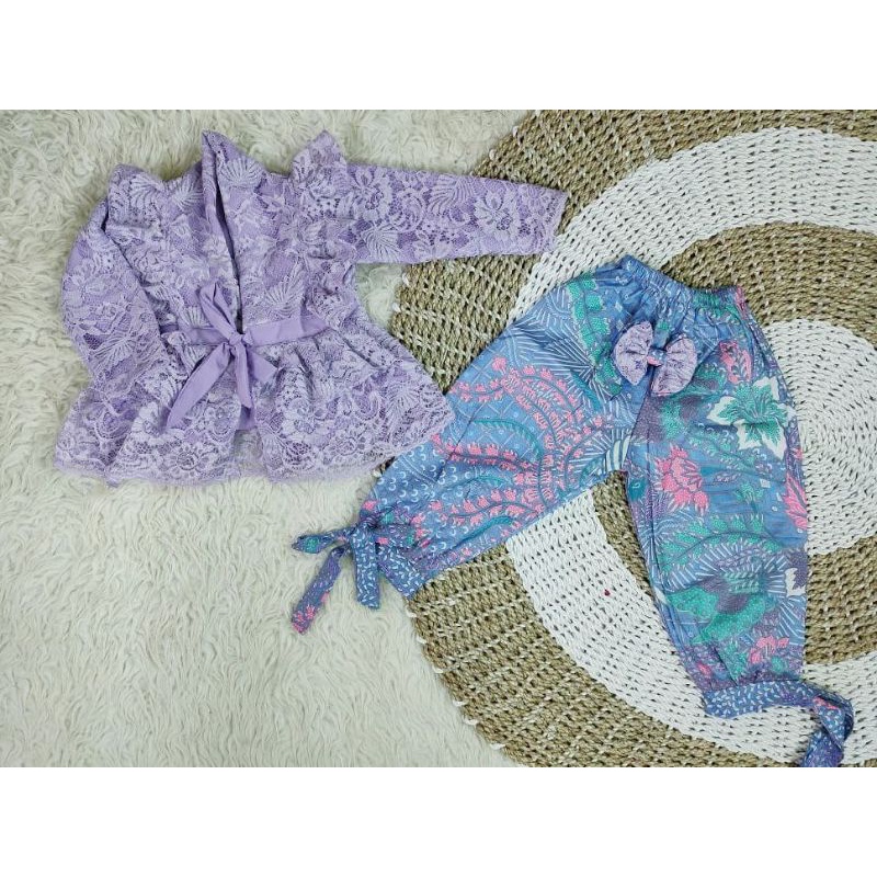 SETELAN ANAK PEREMPUAN / KEBAYA BROKAT ANAK / SETELAN BATIK ANAK