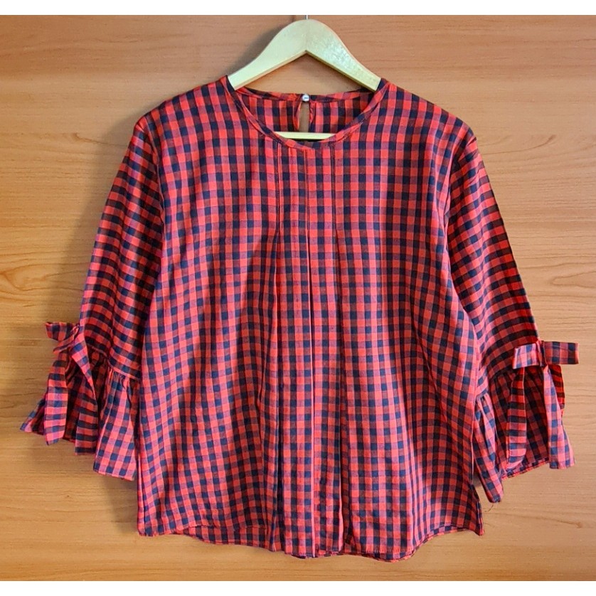 ERLINDA  BLOUSE WANITA | BIG SIZE | PLAIN BLOUSE | ATASAN WANITA | BAJU JUMBO ERLINDA-Merah Hitam