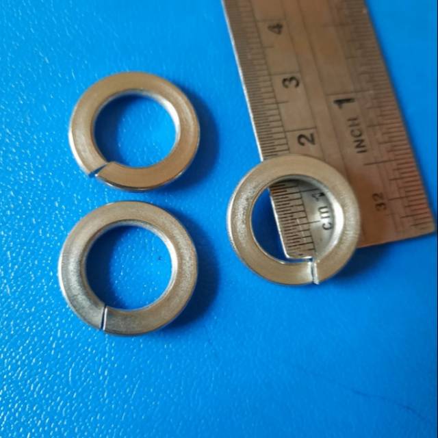 Ring per baut 17 atau 12mm stainless