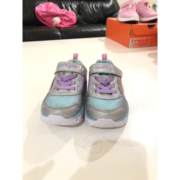 Preloved Sepatu Anak Perempuan Skechers Light Original