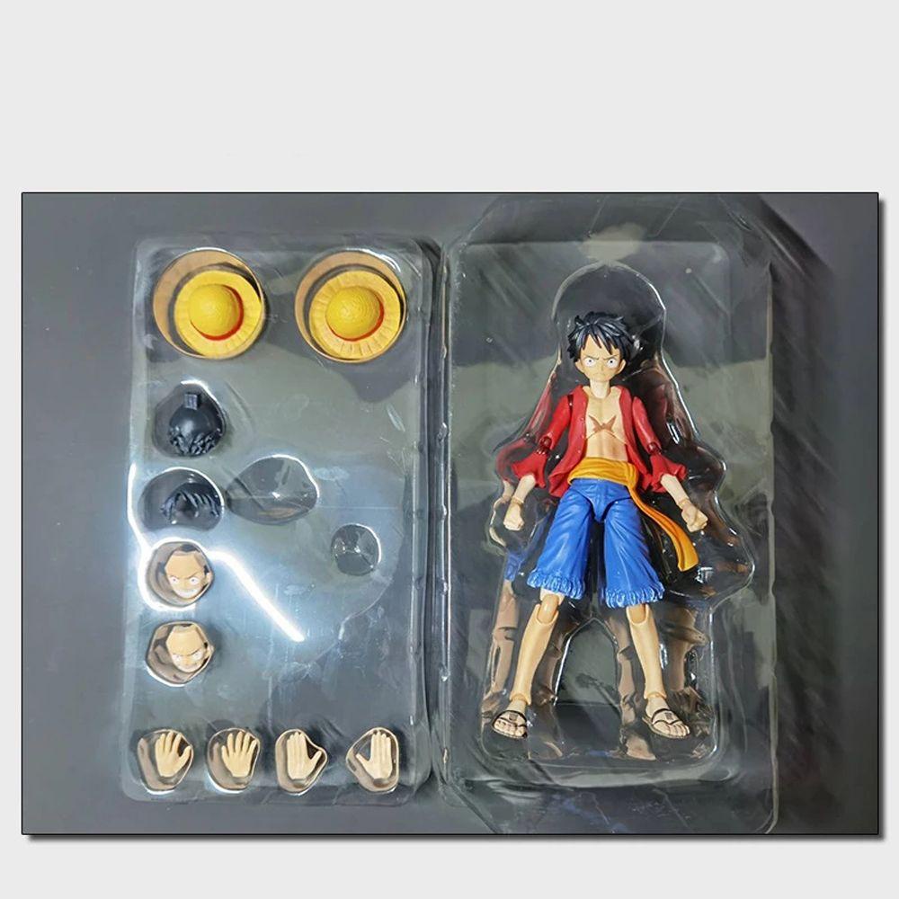 Figure Luffy Agustina Hadiah Natal Model Ulang Tahun Koleksi Mainan PVC Action Figuine