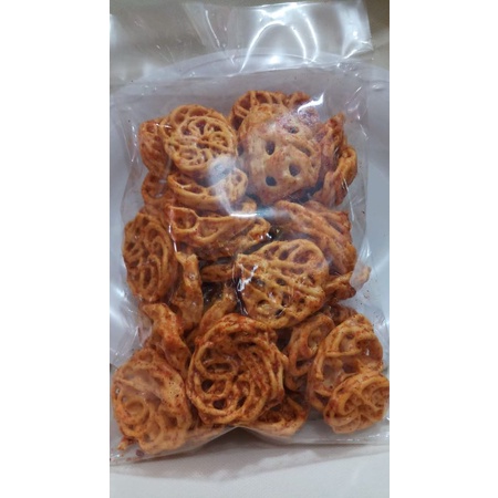 

Kerupuk Kribo Pedas