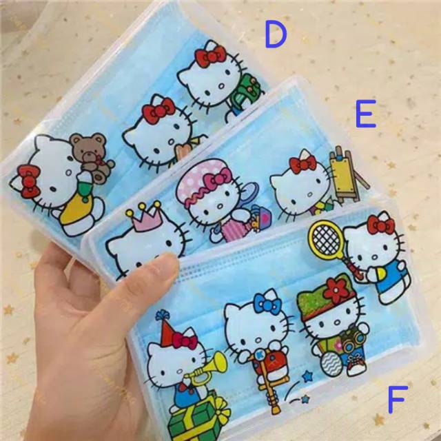 READYSTOCK Kotak Masker Mask Storage Karakter Hello Kitty Snoopy Ariel My Melody Rilakkuma