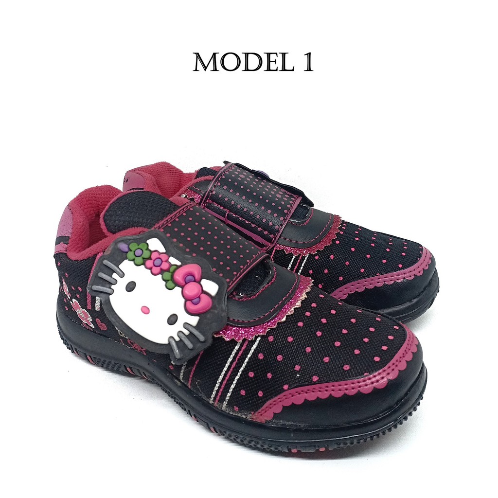 Sepatu Anak  Perempuan  Hello  Kitty  Pink Sepatu Anak  