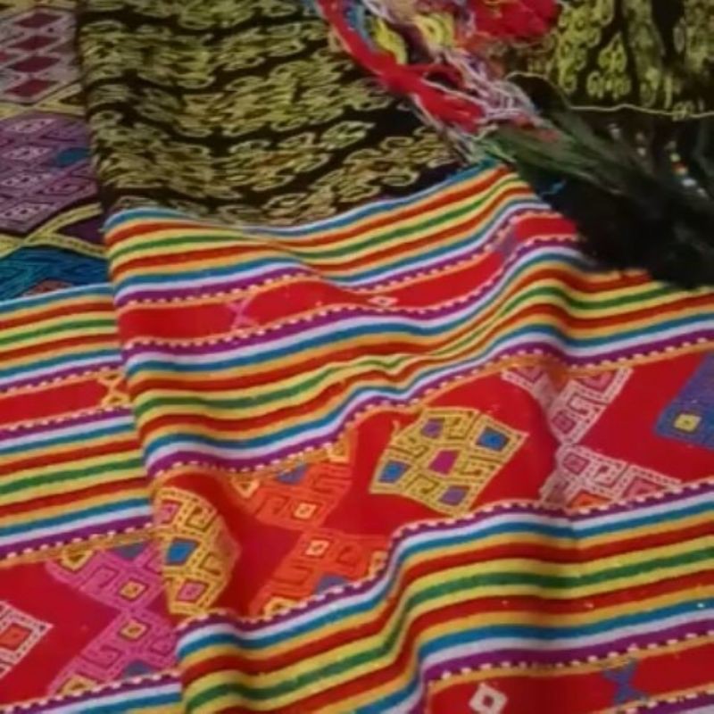 Kain Tenun Buna NTT