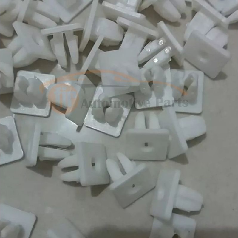 Klip Dudukan Baut Lampu Ukuran Besar Mobil Universal (Per Pax isi 10 Biji)