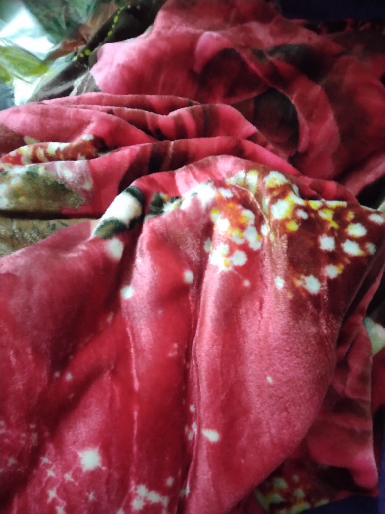 Selimut Bunga Manis Lady Rose Uk 160x200 Cm Motif Aurelia, Gemma, Sandra, Lena