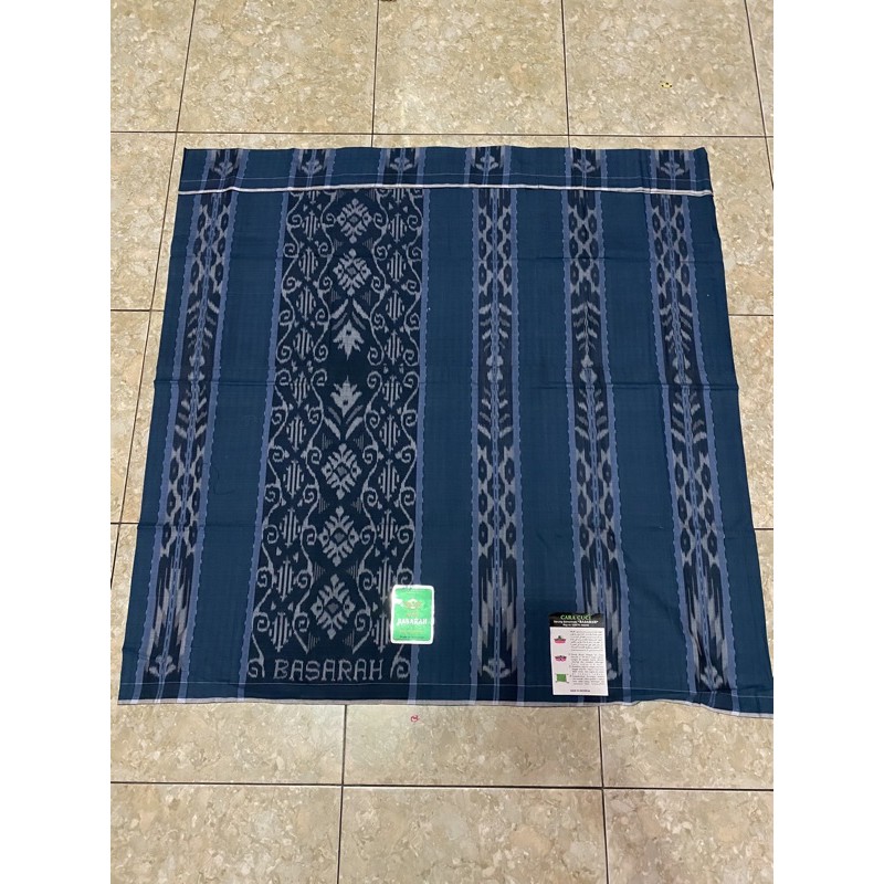 Sarung Mesres Basarah tenun Samarinda Abu ke biruan