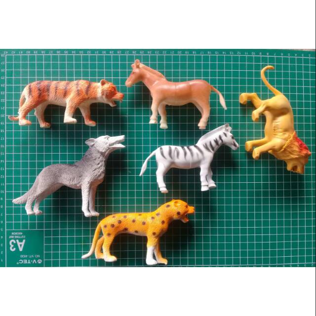 Set Animal Wild Toys / Mainan Hewan Binatang Karet