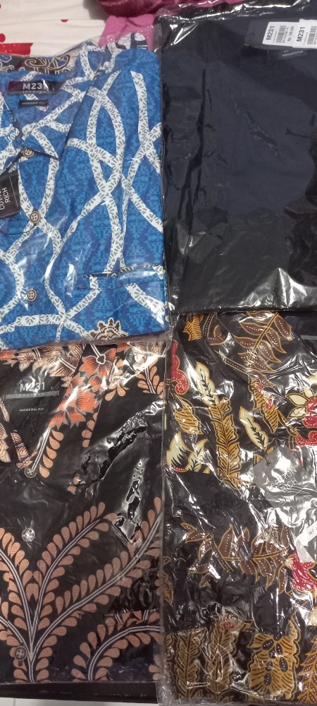 M231 Kemeja Pria Batik Panjang Biru 1728