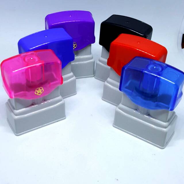

custom stamp / stamp nama / stempel tanpa tutup langsung cap.