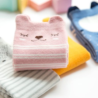 Kaos Kaki Ukuran Panjang dengan Bahan Katun Non Slip dan Kaos Kaki Ukuran Panjang dengan Bahan Katun Non Slip dan
