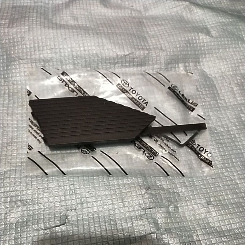 tutup towing belakang avanza xenia 2022