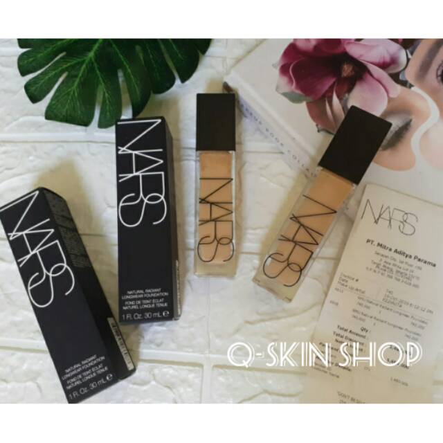 Share in Jar NARS Natural Radiant Longwear Foundation