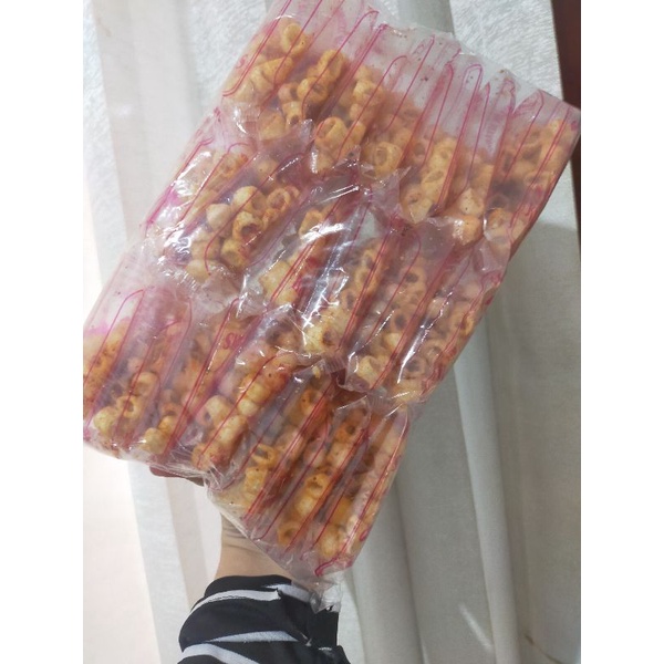 

makaroni pedas gurih 20pcs/pack