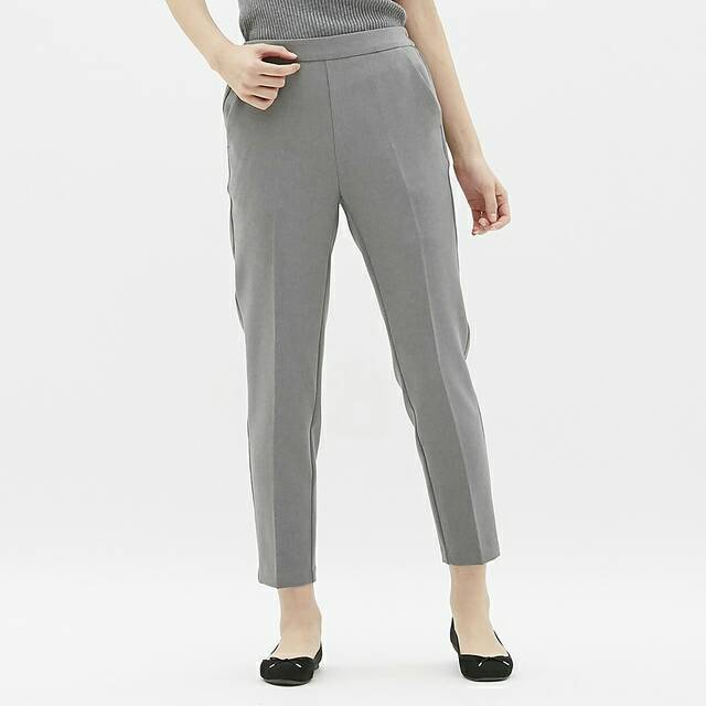 UNIQLO GU 2WAY STRETCH TAPERED PANTS