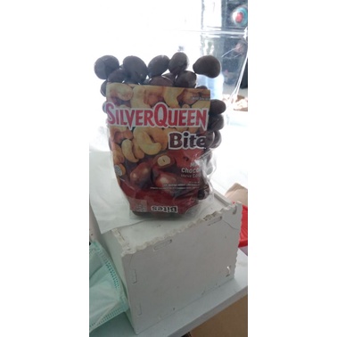 

Silverqueen bites Almond/cashew 500 gram