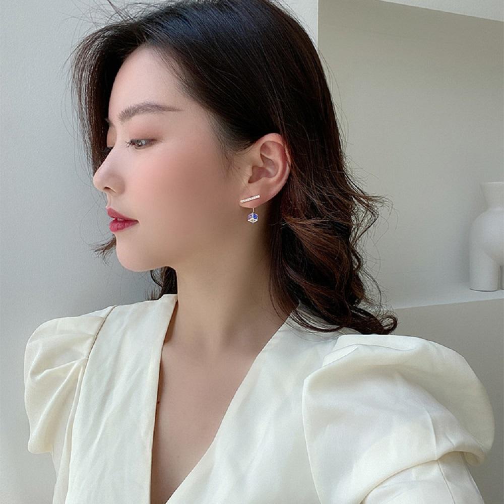 NEEDWAY Drop Earrings Wanita Perempuan Anting Menjuntai Geometris S925 Kristal Persegi