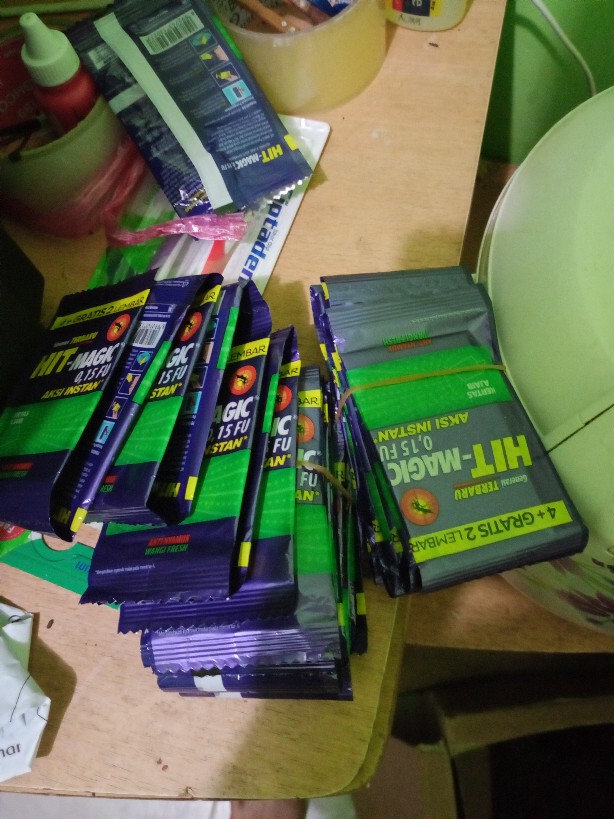 Hit Magic Instan Kertas Obat Anti Nyamuk Bakar Semut Kecoa Serangga Fresh Floral Eceran Grosir