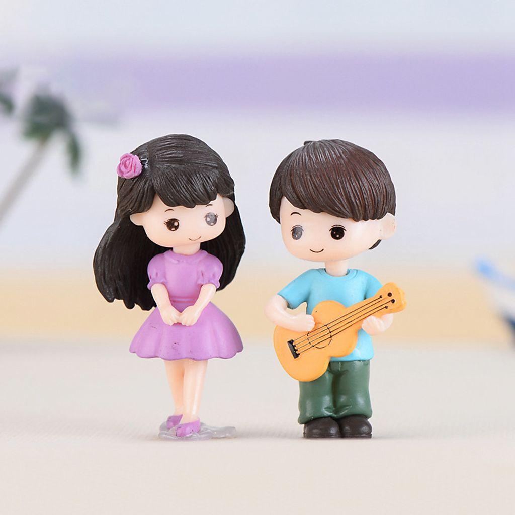 Patung Pasangan Agustina Lucu Resin DIY Bermain Gitar Pecinta Manis Kerajinan Indah Figure Statues