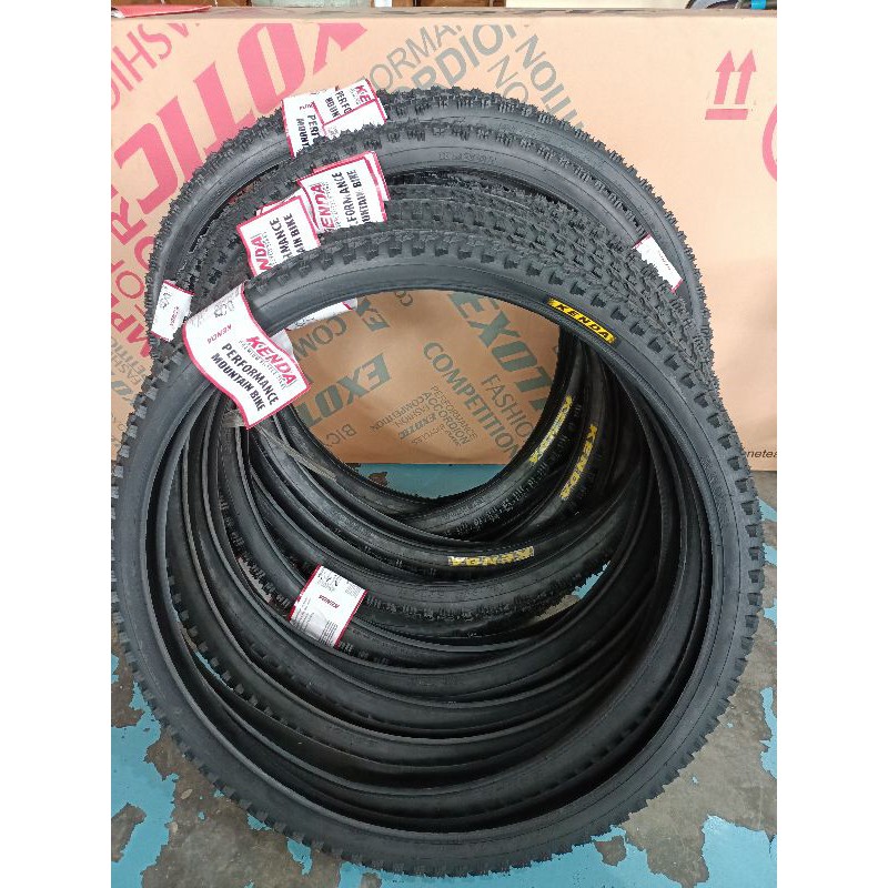 Ban Luar sepeda Kenda 26x 1.95