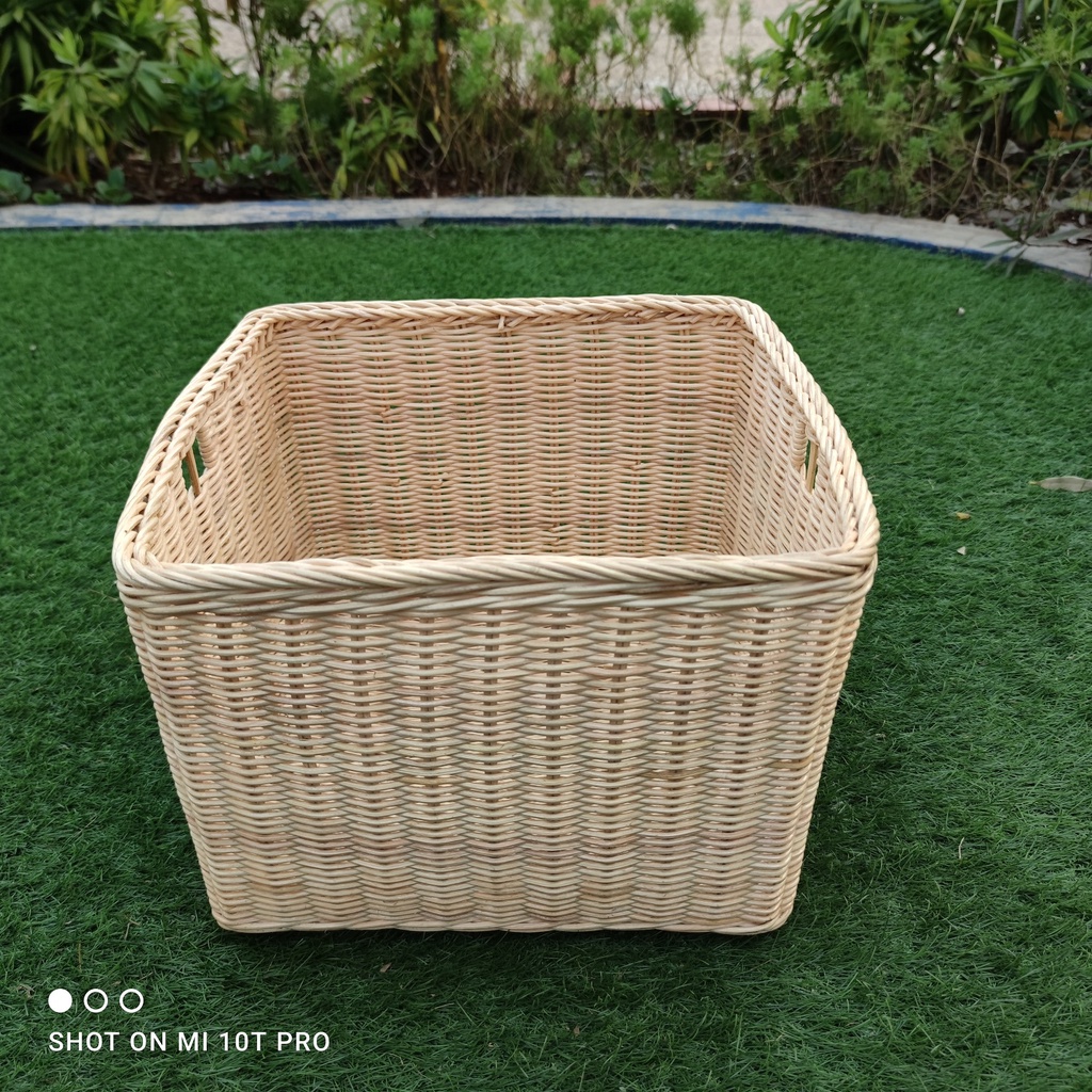 Kerajinan Tangan Rotan - Keranjang Storage Box Serbaguna - 32x36x25cm