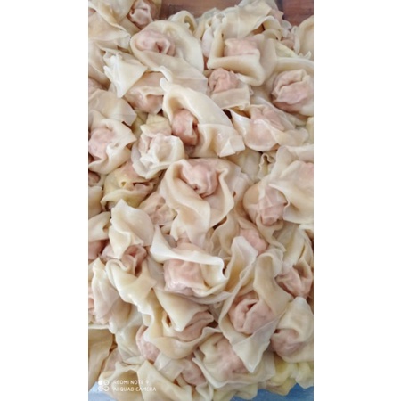 

pangsit AYAM FROZEN 6 bungkus @10 pcs