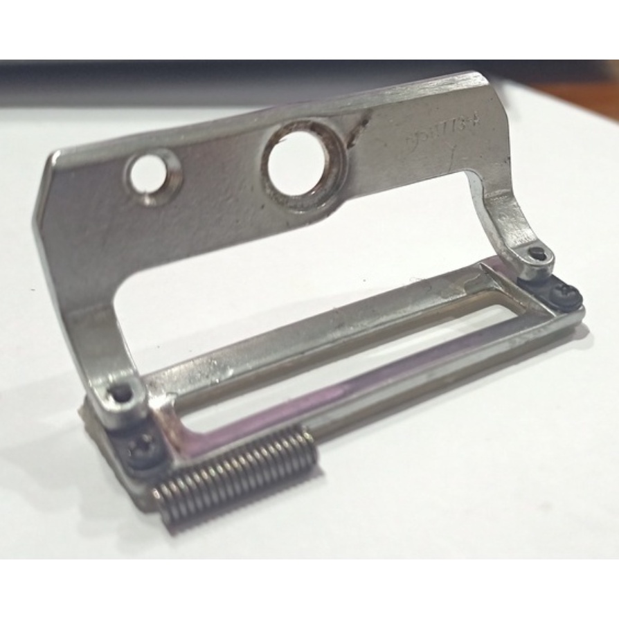 Sepatu Presser Foot Lubang Kancing Juki 771 / 780 / 781