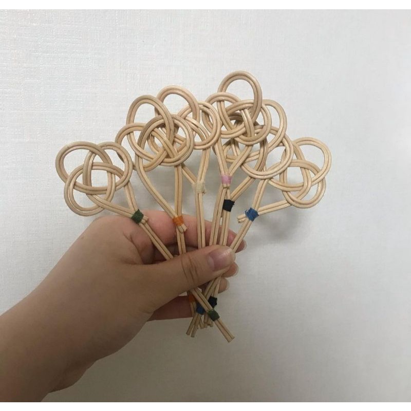 

pembatas buku rotan/rattan book mark/reed diffusser/stick reed/stick diffusser