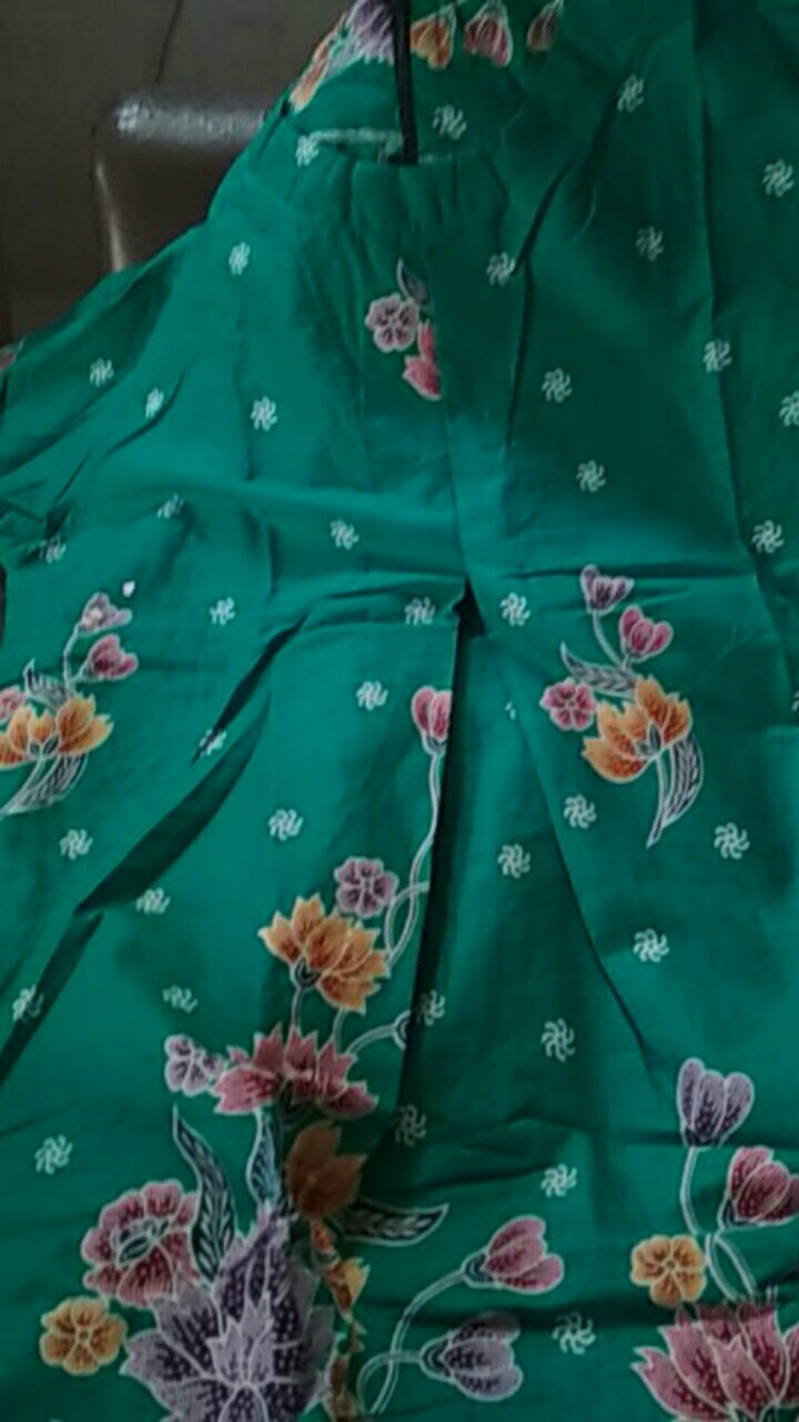 Grosir Terlaris Genes Jelita Tunic Navbor Yelbor Whitbor Creambor Tunik Batik Modern Hrb090