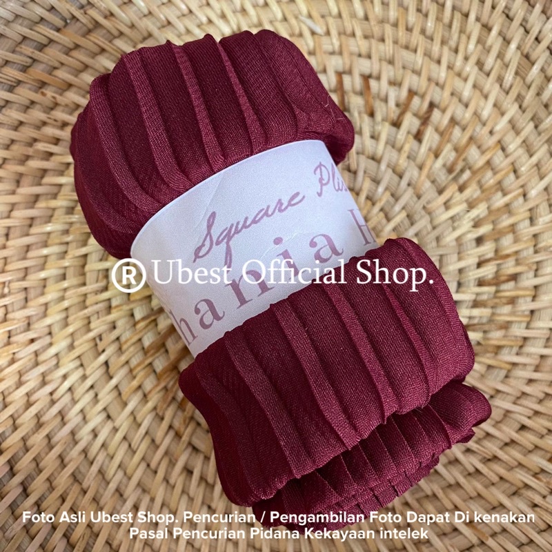 Hijab Segiempat Plisket / Hijab Square Plisket / Bella Square / Hijab Bella Plisket / Jilbab Plikset-Maroon