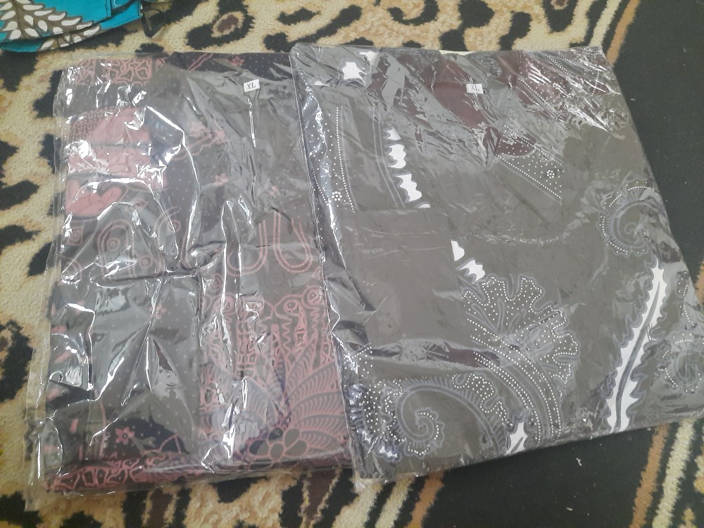 Dafinah Kemeja Batik Pria Solo Lapis Furing Lengan Panjang Atasan Premium Modern Adiyasta Rajasakti