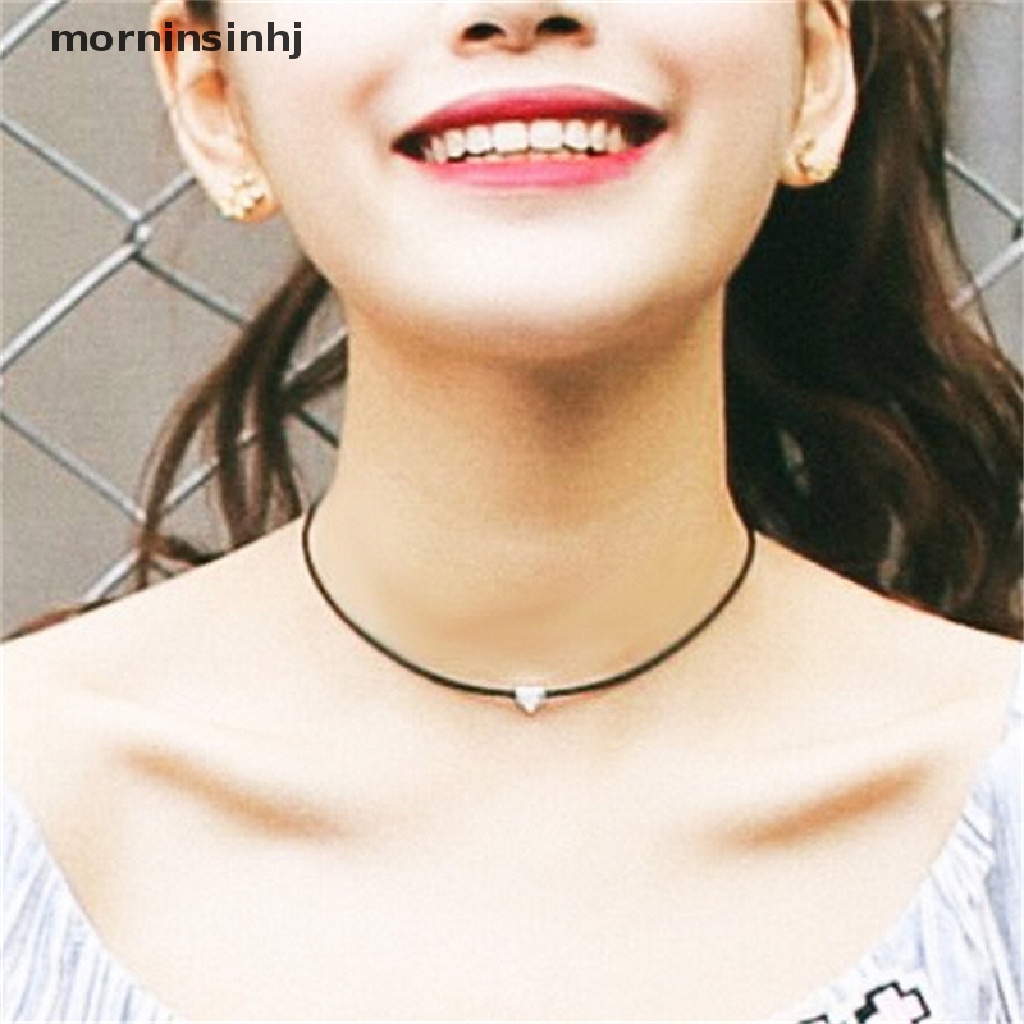 Mor Kalung Choker Bahan Kulit Imitasi Warna Hitam Dengan Liontin Hati Vintage Untuk Wanita