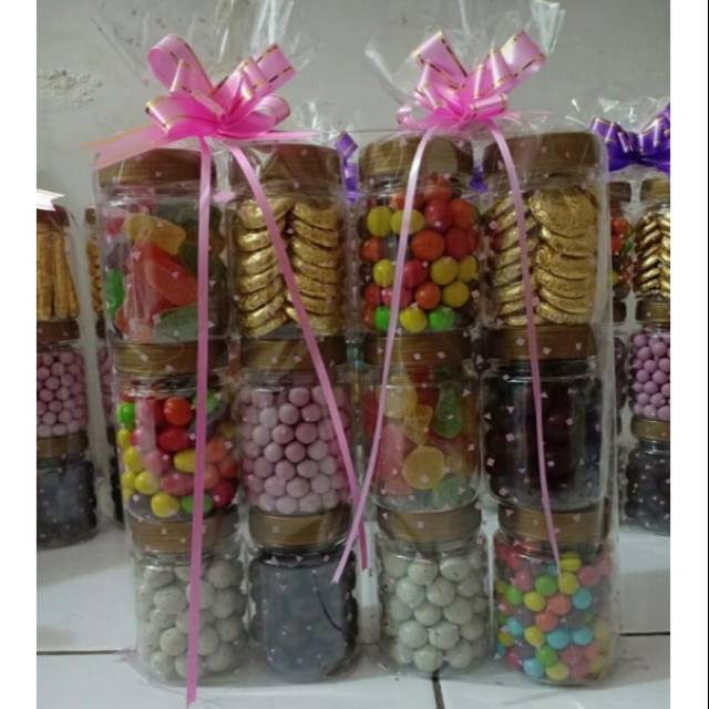 

Parcel coklat 6toples / paket coklat lebaran 6toples 875-950gram